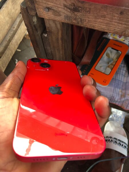 iPhone 13