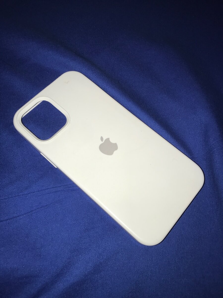 Coque iPhone 13