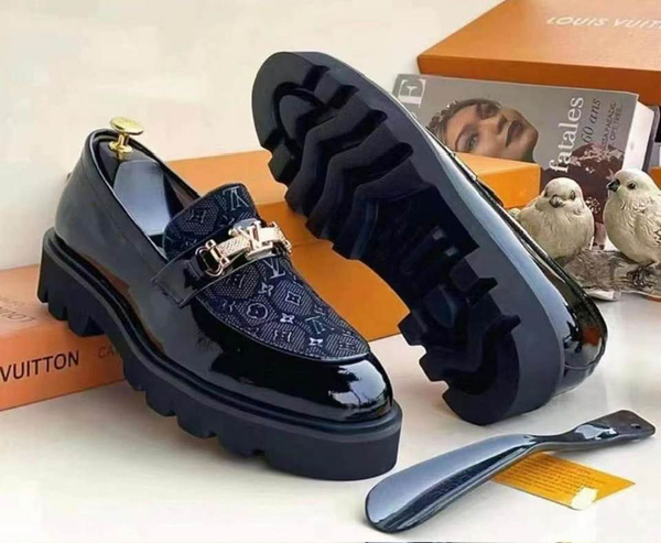 women's shoes
