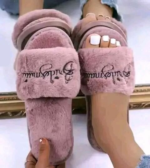 Chaussons Peluche Douillets