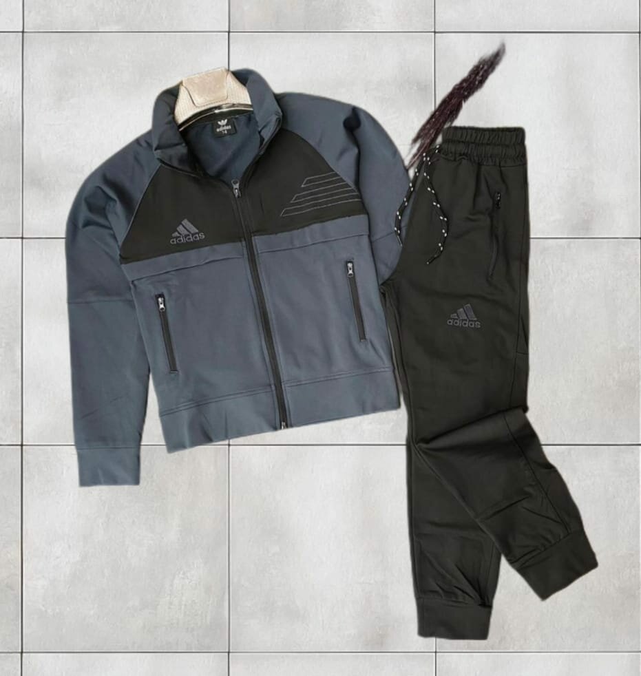 Kids trucksuits 