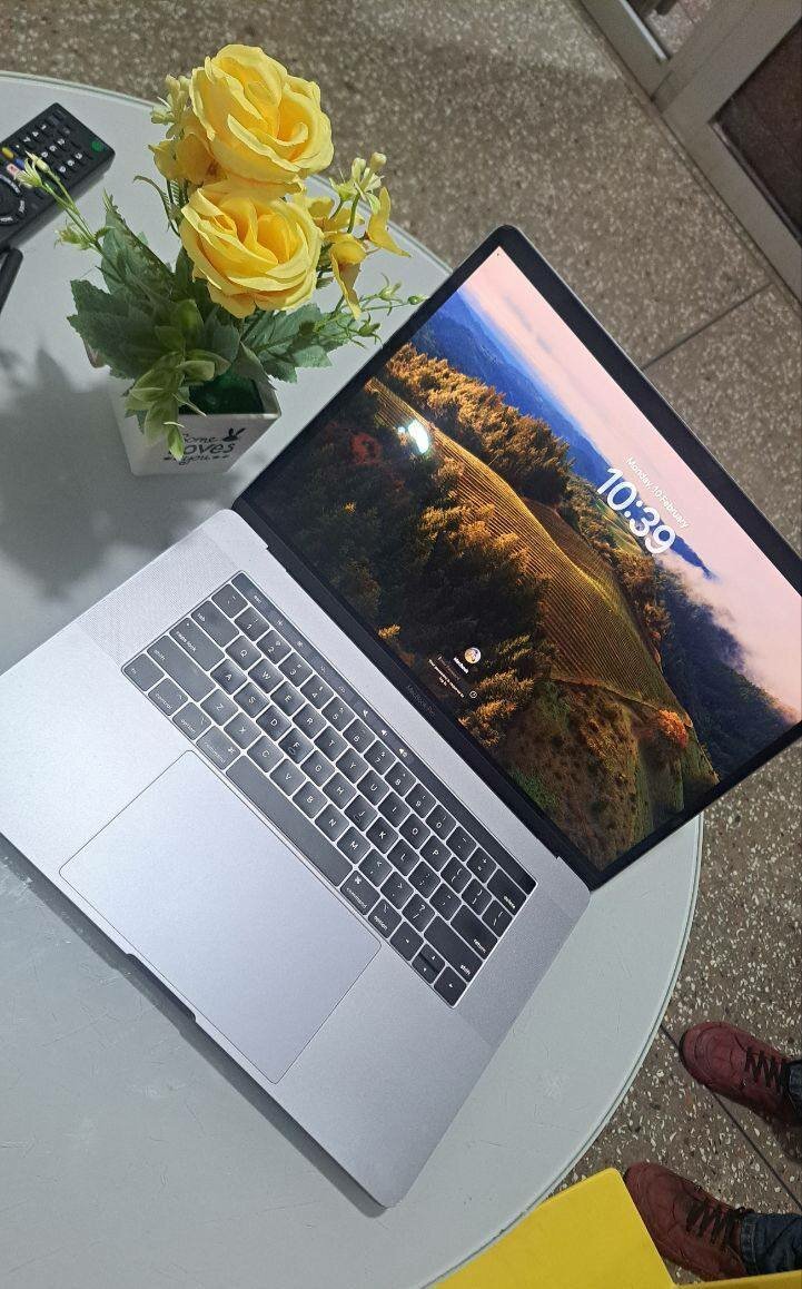 MacBook pro