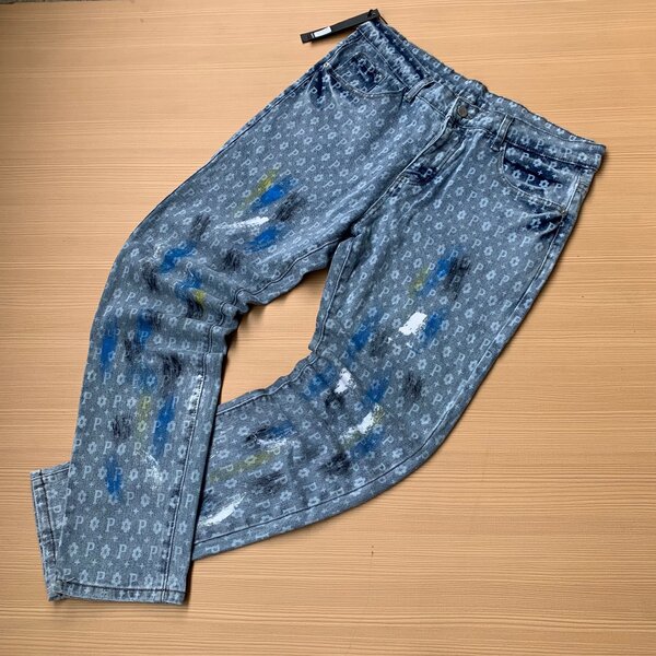 Baggy jeans