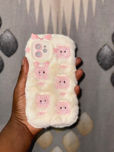 Coque téléphone peluche