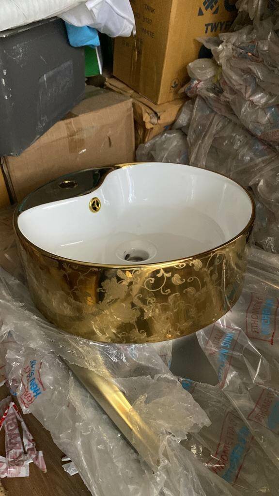 Wash hand basin