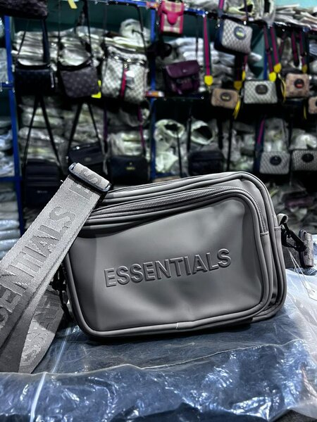 Sacoche Bandoulière Essentials
