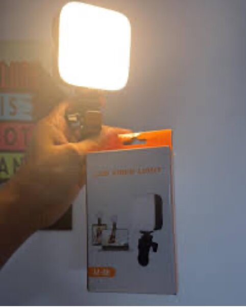 Lampe LED Vidéo Portable
