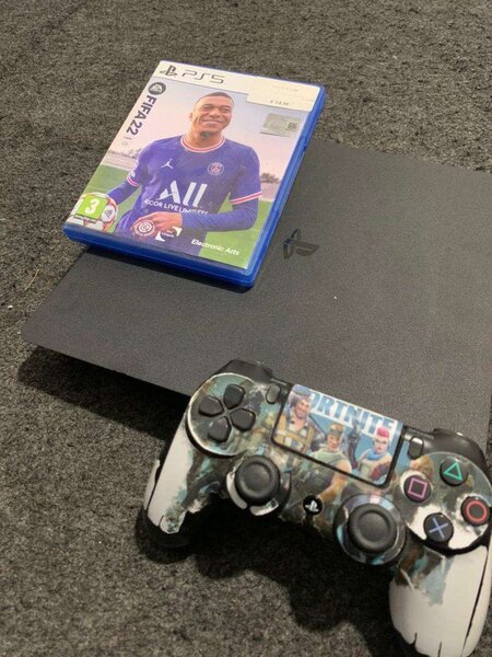 PS4 slim / standard