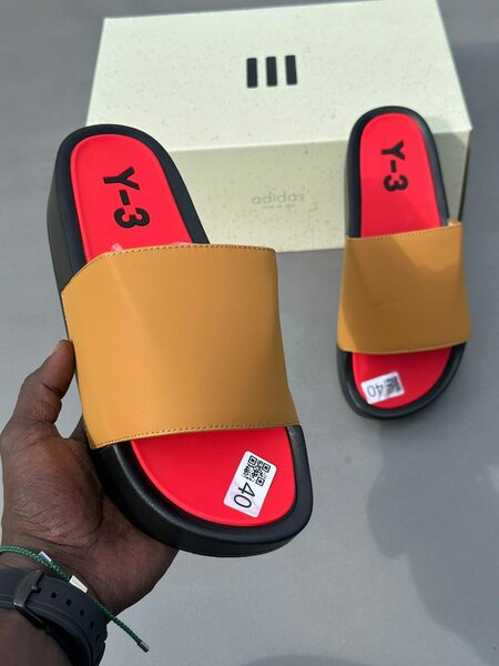 Claquettes Y3