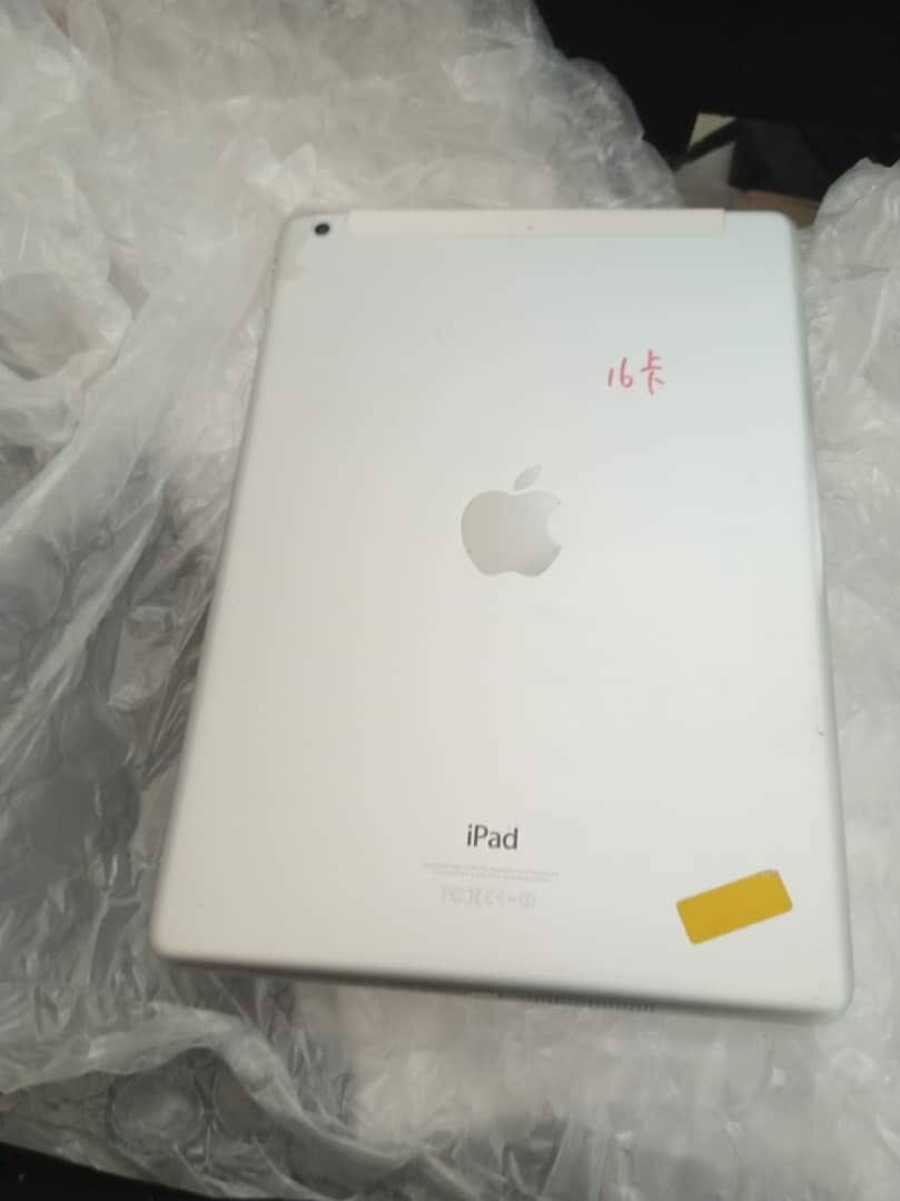 IPAD 3 prend carte sim donnée 32Go