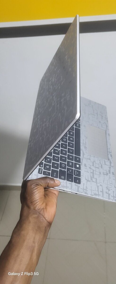 ASUS Pro