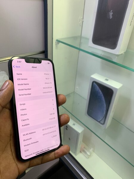 iPhone 13 (128GB)