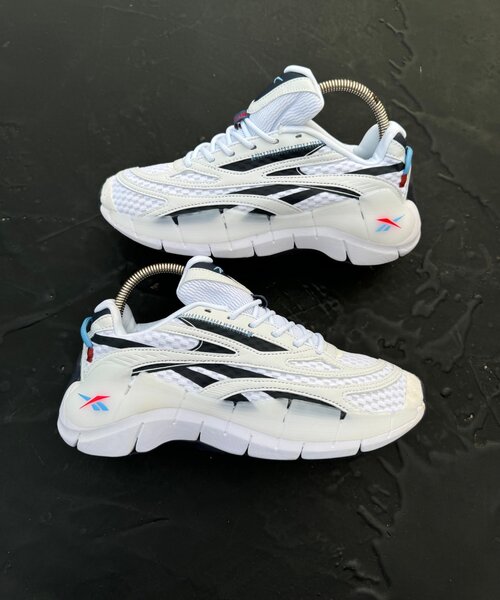 REBOOK SNEAKERS