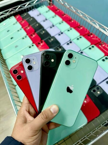 iPhone 11