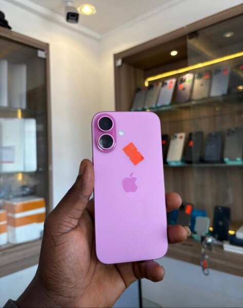 ROGGER IPHONES