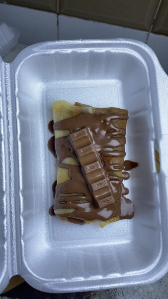 CRÊPES AU KINDER