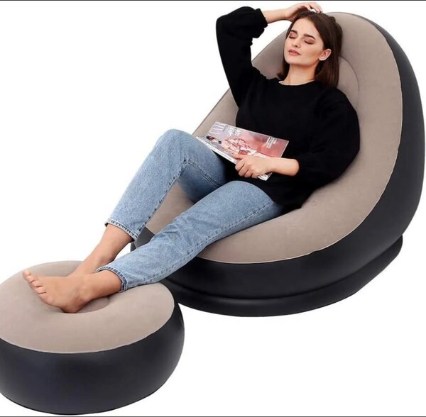 Fauteuil gonflable avec repose-pieds