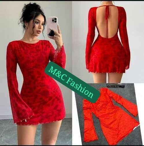 Robe Rouge Évasée Élégante