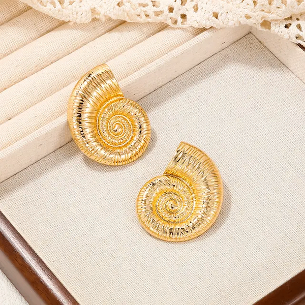 Chunky earrings