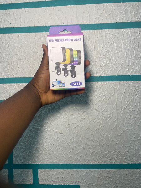 Lumière Vidéo LED de Poche