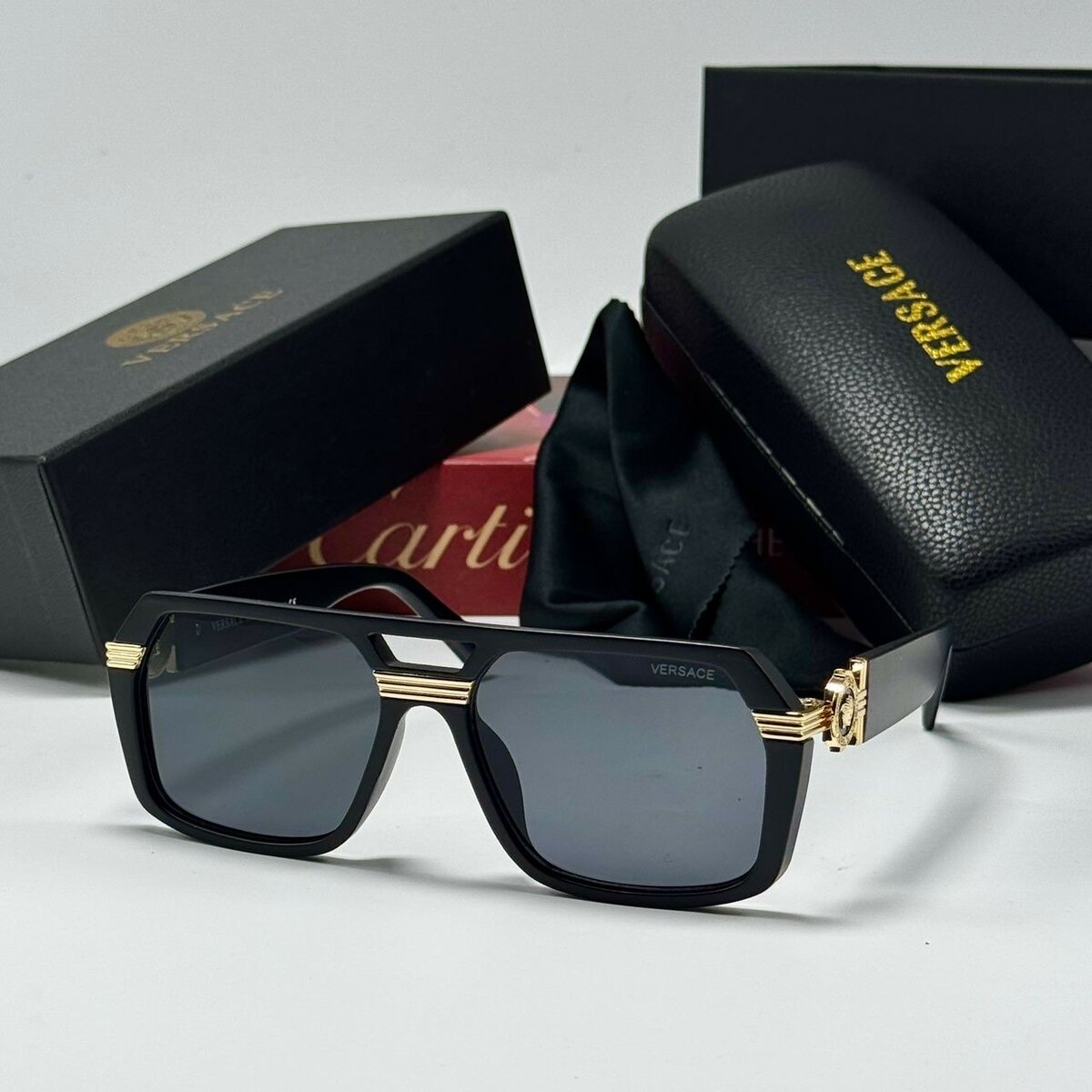 QUALITY SUN GLASSES