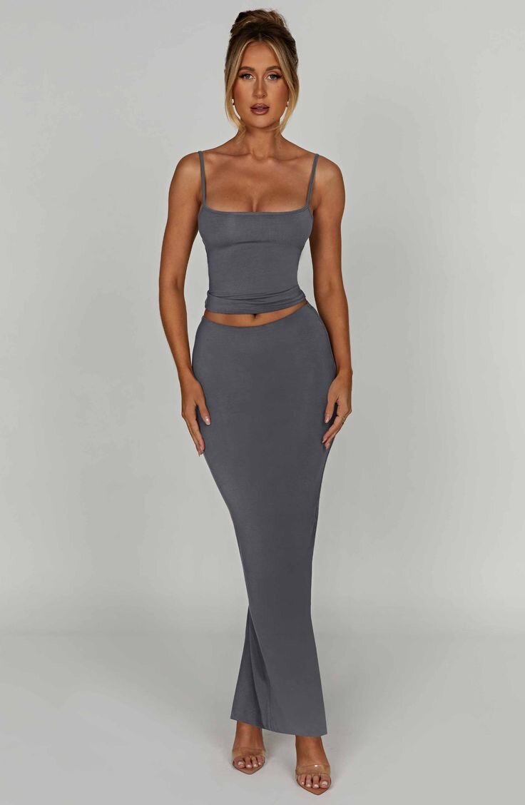 Maxi skirts and combos