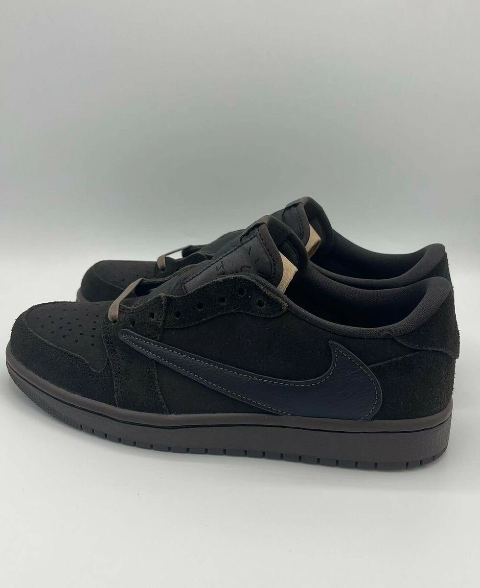 AIR JORDAN 1