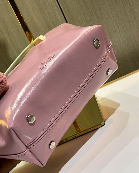 Ladies bag