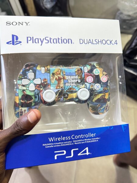 Manette ps4 GTA V