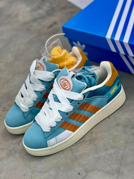 Adidas campus