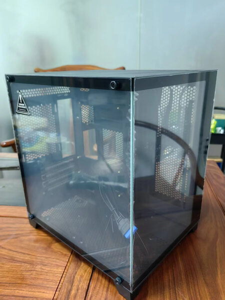 Boîtier PC +3ventilateur + hub