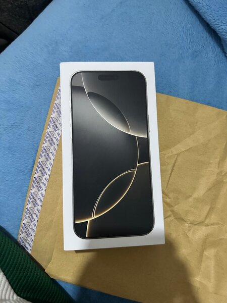 iPhone 16 Pro Max