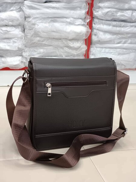 Shoulder bags