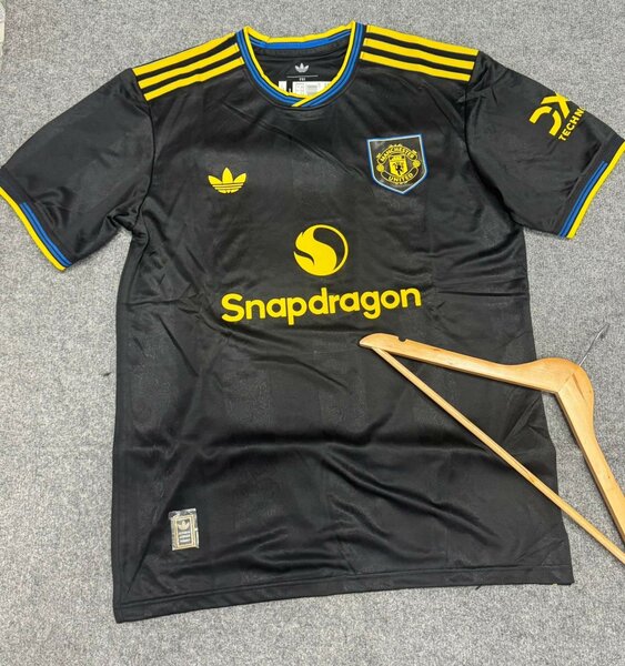 Maillot de football élégant