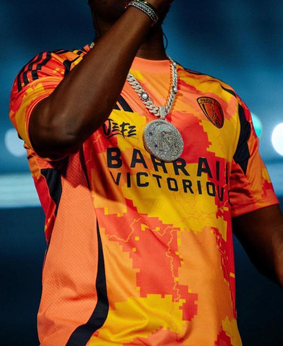 Maillots de football stylés