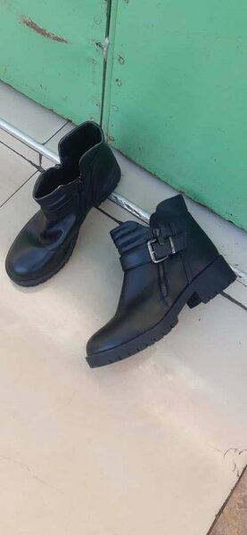 Jay's thrift