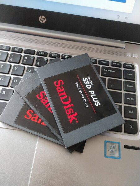 SanDisk SSD Plus 256GB