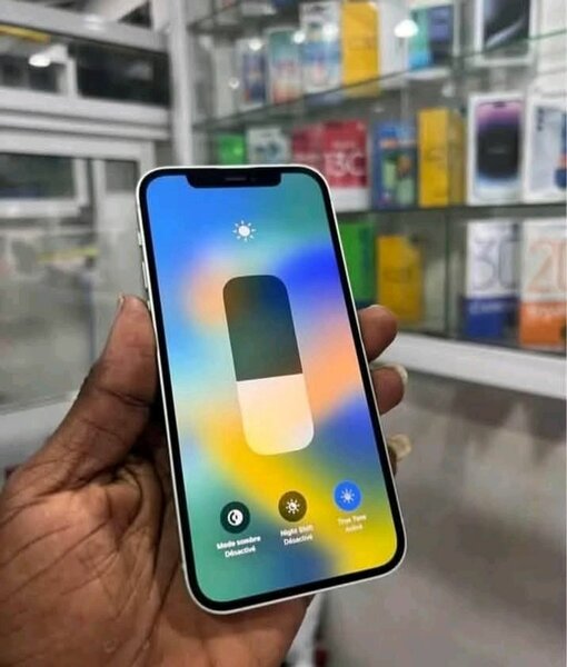 iPhone 12 Blanc - 64GB
