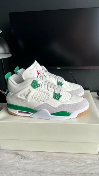 Jordan 04