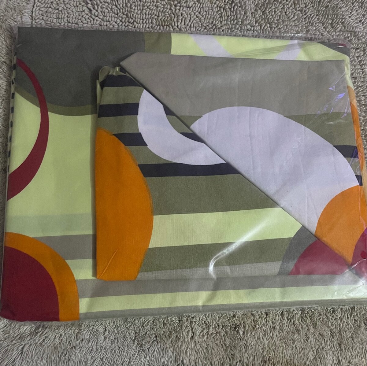 draps de lit coloré
