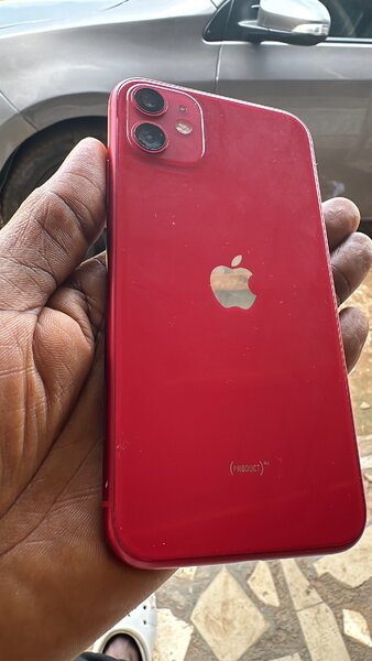 iPhones 11 64gig