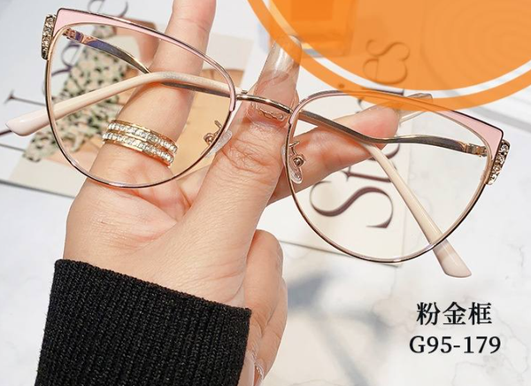 Keta Frames