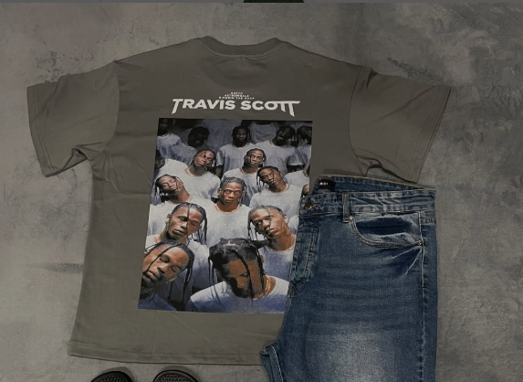 gray t-shirt