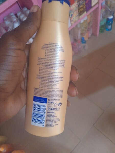 CARE & NIVEA