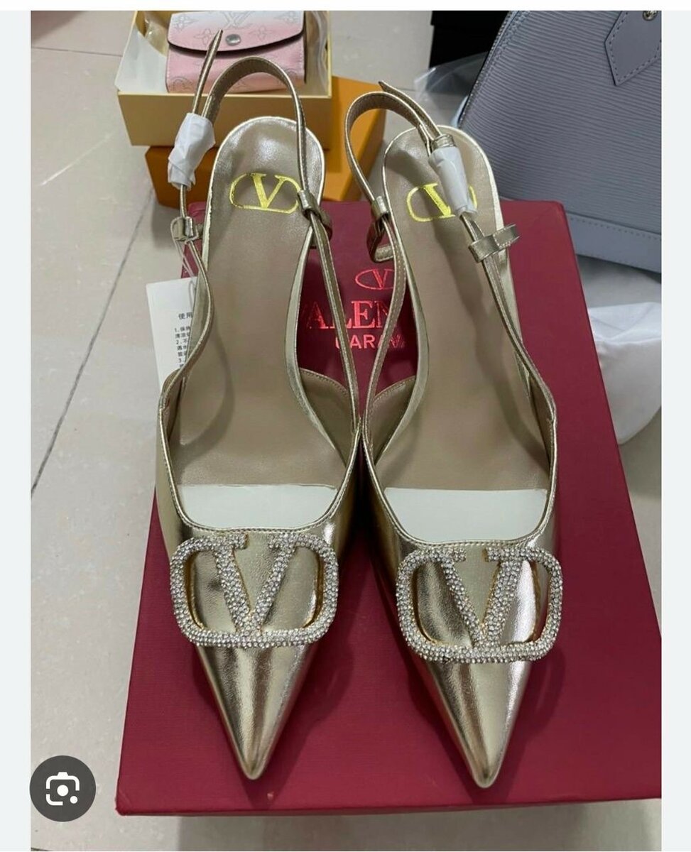 Ladies heel