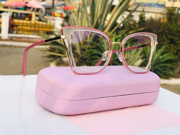 Blue light glasses