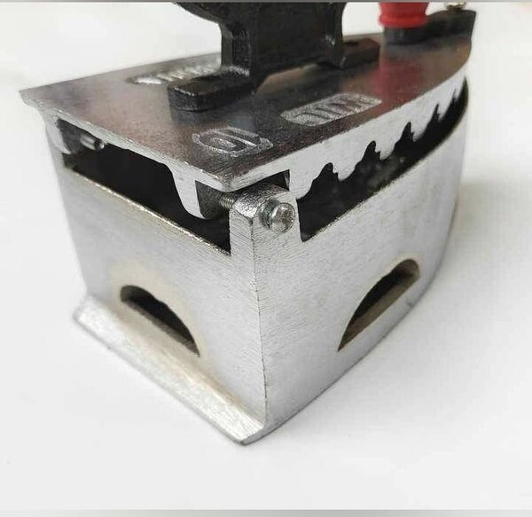 Charcoal iron