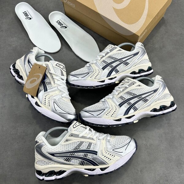 ASICS GEL KAYANO