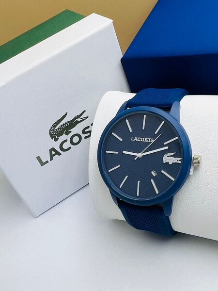 Montre de luxe disponible