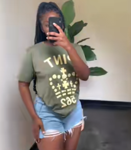 Woman's t-shirts 